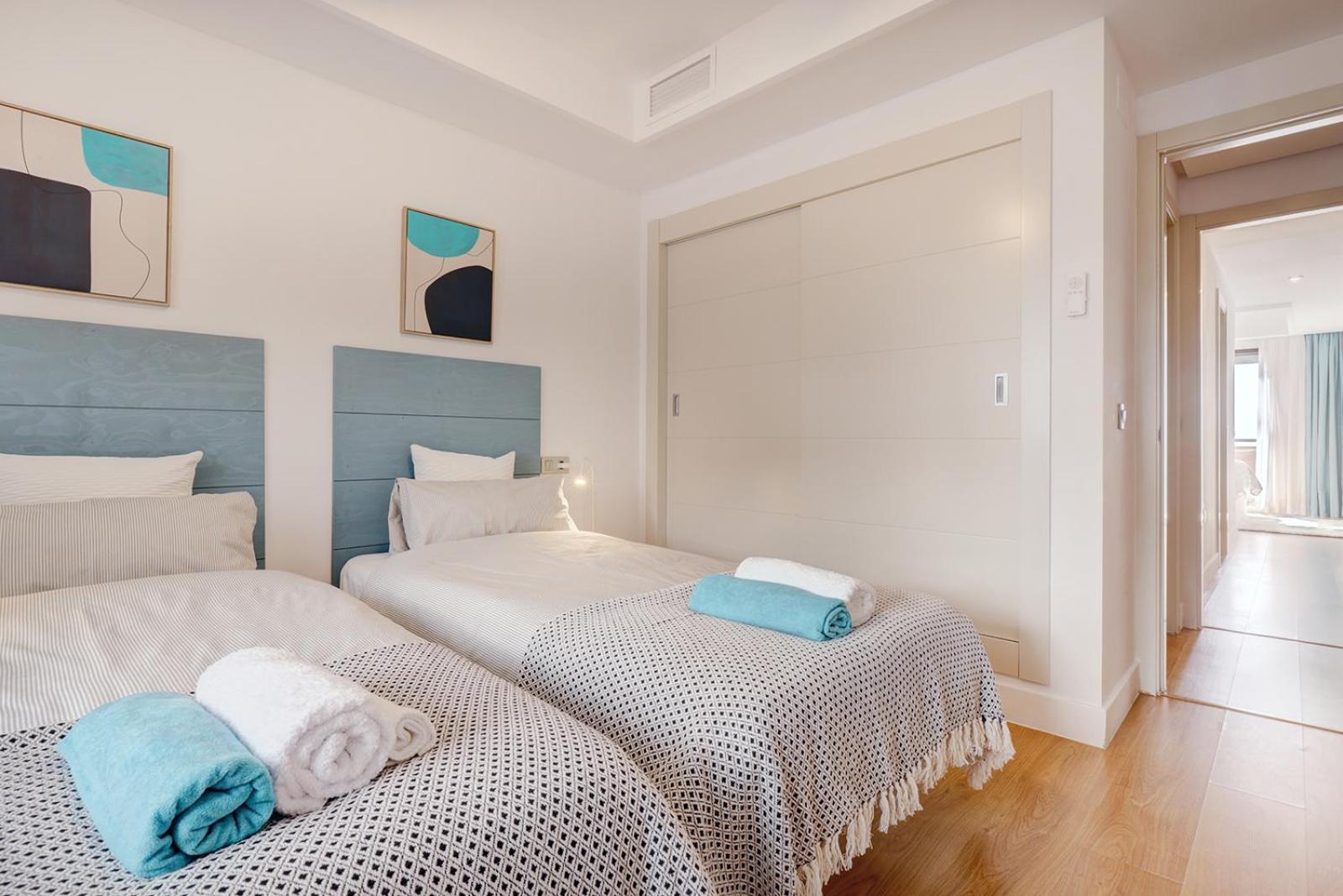 Sunrise Beach Front - Casares Del Mar Exteriör bild