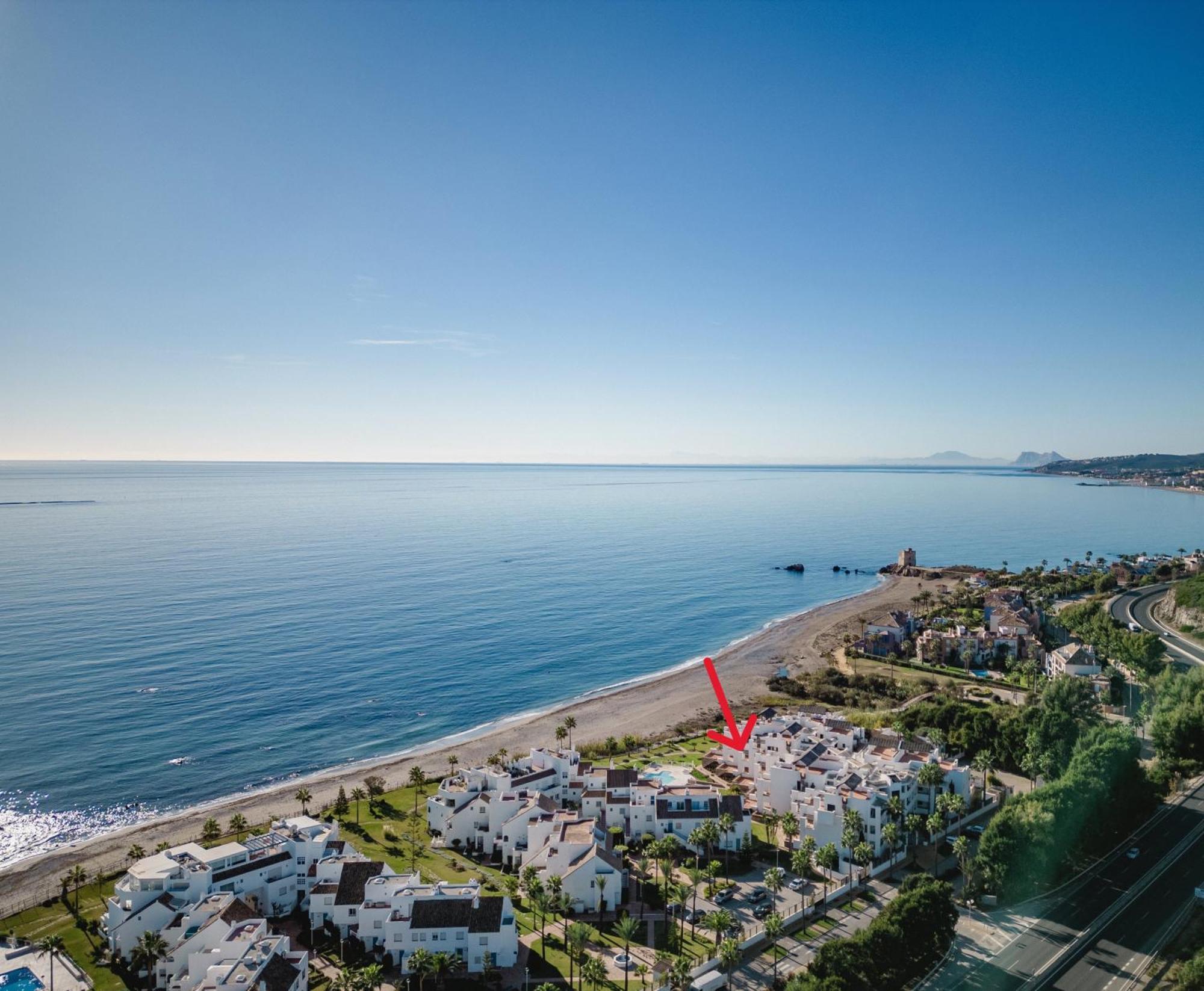 Sunrise Beach Front - Casares Del Mar Exteriör bild